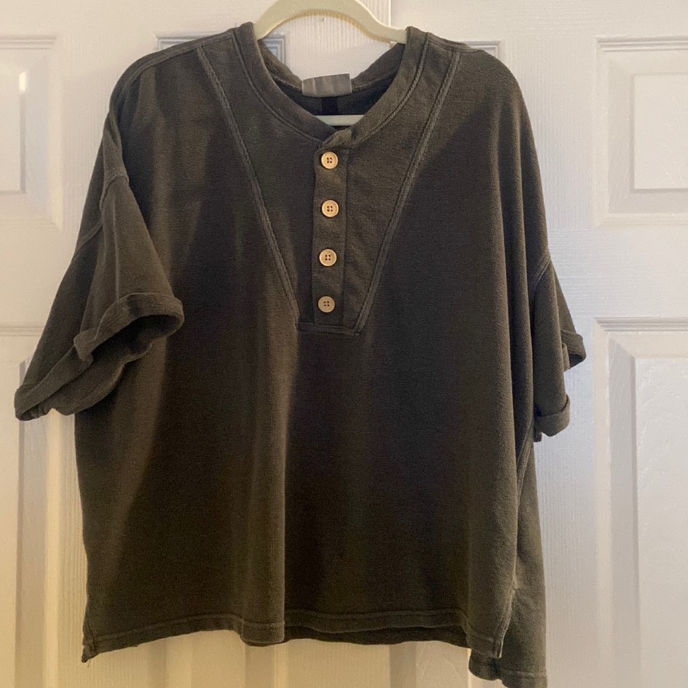 Universal Thread Grey Shirt and Shorts Set 2x